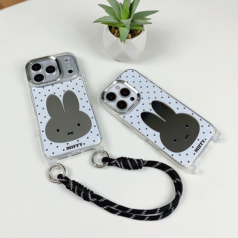 غطاء هاتف فاخر بمرآة مكياج وتص - مراجعة Cute Cartoon Wrist Strap Silicone Case وسعره