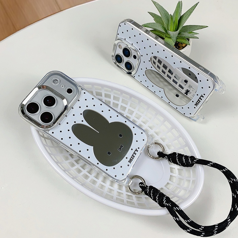 غطاء هاتف فاخر بمرآة مكياج وتص - مراجعة Cute Cartoon Wrist Strap Silicone Case وسعره